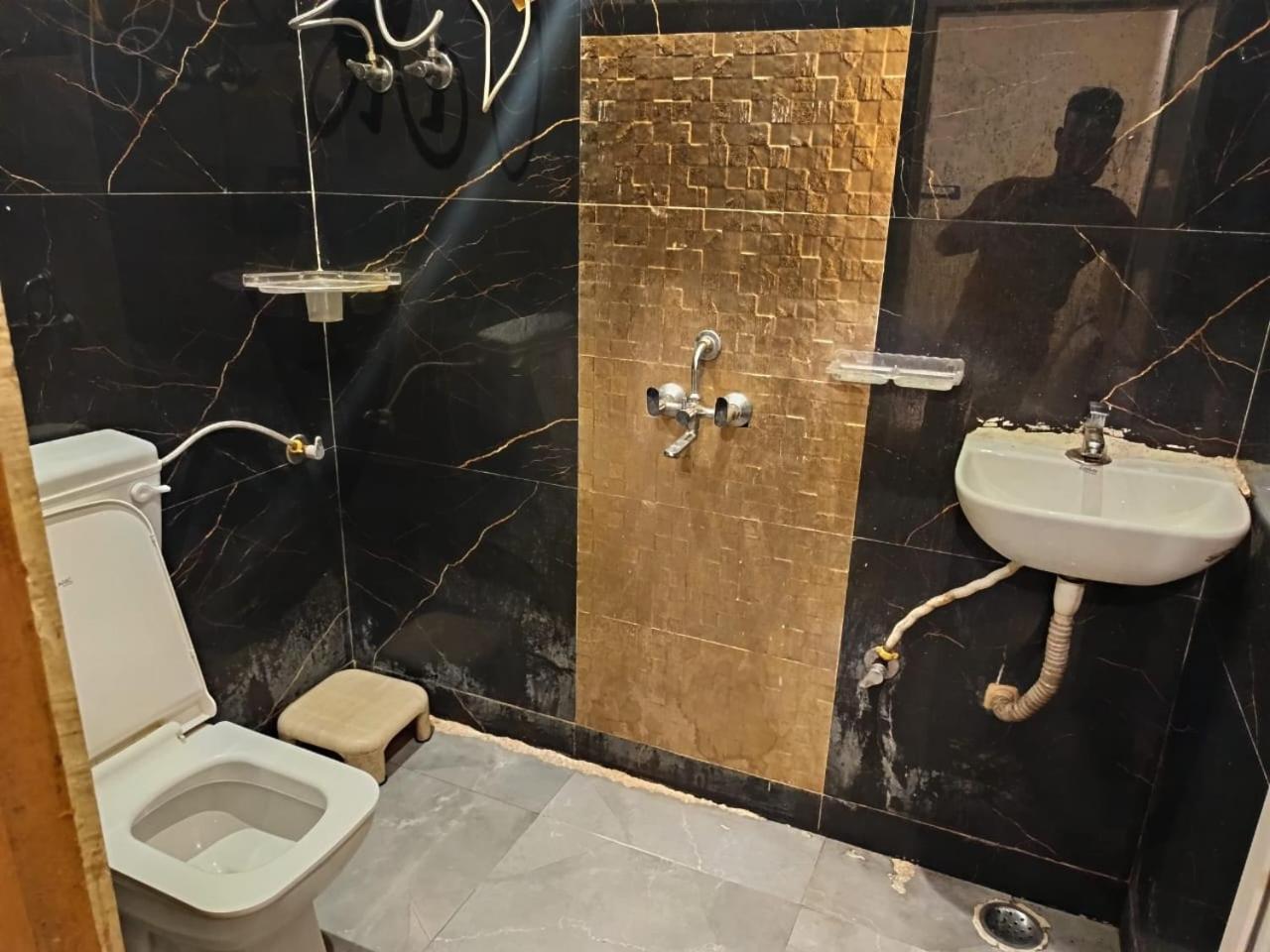 Hotel Golden Plaza Vashi Εξωτερικό φωτογραφία